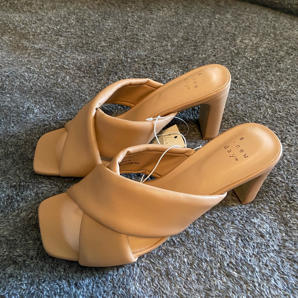 Strappy heels. Thick criss-cross strapping. NWT, Size 8.